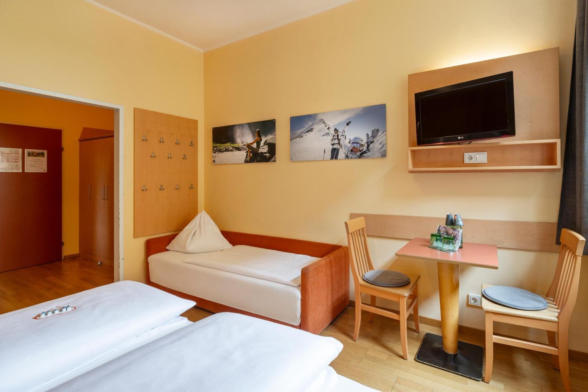 Jufa Hotel Kaprun - Summercard Included Ngoại thất bức ảnh