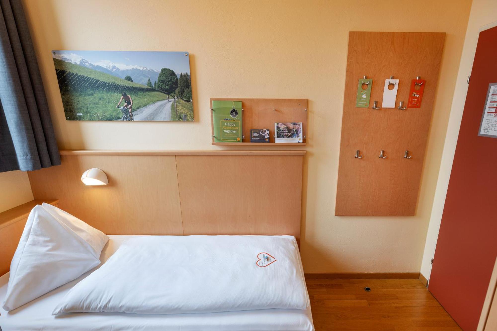 Jufa Hotel Kaprun - Summercard Included Ngoại thất bức ảnh